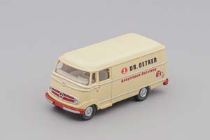 MERCEDES-BENZ L 319 VAN "DR. OETKER" 1955, IVORYBEIGE (ДЛИНА МОДЕЛИ 3-5 СМ)
