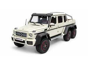 MERCEDES G63 AMG 6X6 2013 AUTOART 1:18