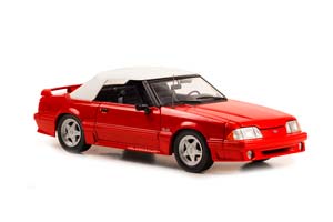 FORD MUSTANG GT CONVERTIBLE 1991 RED (ИЗ К/Ф "ПОЛИЦЕЙСКИЙ ИЗ БЕВЕРЛИ-ХИЛЛЗ 3") (ПРОИЗВОДИТЕЛЬ GMP)