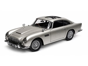 ASTON MARTIN DB5 GOLDFINGER (W/WEAPONS) 1:18 AART