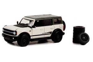FORD BRONCO WILDTRAK С КОМПЛЕКТОМ КОЛЕС 2021 (ДЛИНА МОДЕЛИ 6-10 СМ)