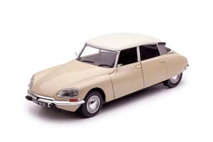 CITROEN D SPECIAL 1972 CREME CREME