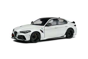 ALFA ROMEO GIULIA GTA 2022 WHITE METALLIC BLACK