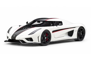 KOENIGSEGG REGERA 2015 RED WHITE WITH BLACK CARBON AND RED DECOR