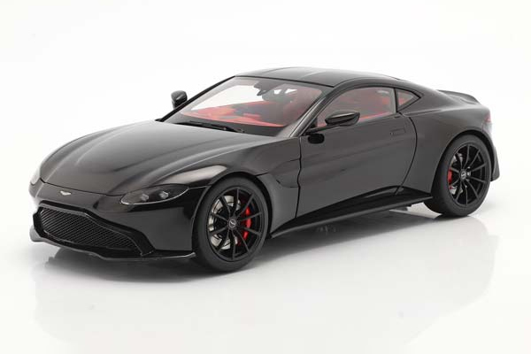 ASTON MARTIN VANTAGE 2019 BLACK