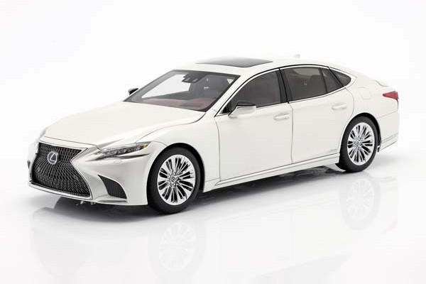 LEXUS LS 500H 2019 WHITE