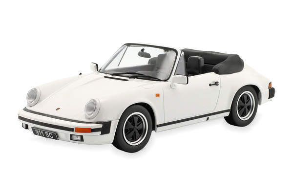 PORSCHE 911 SC COUPE WITH EXTRA SOFTTOP 1983 БЕЛЫЙ