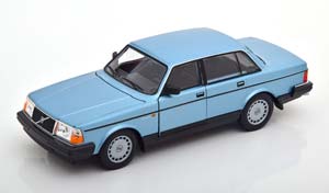 VOLVO 240 GL SALOON LIGHT BLUE-METALLIC
