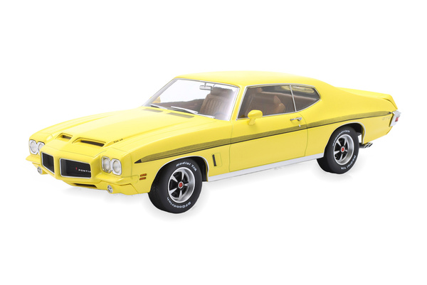 PONTIAC LEMANS GTO 1972 YELLOW