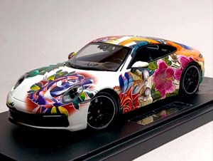 PORSCHE 911 CARRERA 4S - FLOWER DESIGN 1:18