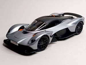 ASTON MARTIN VALKYRIE 1:18 MAISTO