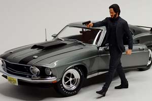 FORD MUSTANG BOSS 429 + ФИГУРКА JOHN WICK 1:18 КОМПЛЕКТ