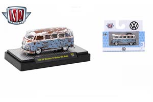 VW VOLKSWAGEN MICROBUS 15 WINDOW (1958), LIGHT BLUE AND WHITE (RUSTED) (ДЛИНА МОДЕЛИ 6-10 СМ)