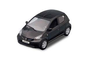 TOYOTA AYGO 2005 ЧЕРНЫЙ