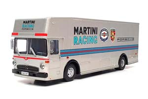 MERCEDES O317 MARTINI PORSCHE RACE TRANSPORTER SILVER (ДЛИНА МОДЕЛИ 6-10 СМ)