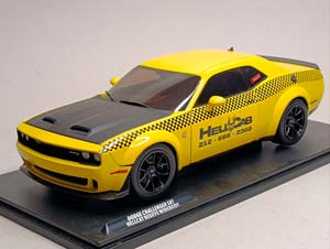 DODGE CHALLENGER TAXI "HELL CAB" 1:18 SOLIDO