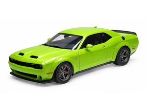 DODGE CHALLENGER SRT SUPER STOCK 1:18 AUTOART