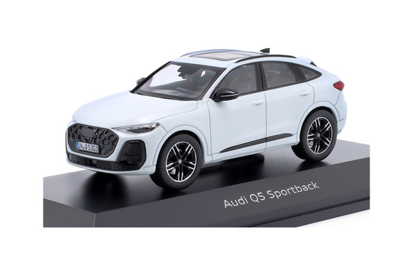 AUDI Q5 SPORTBACK GLACIER WHITE / АУДИ Q5 СПОРТБЭК ЛЕДНИКОВО-БЕЛЫЙ