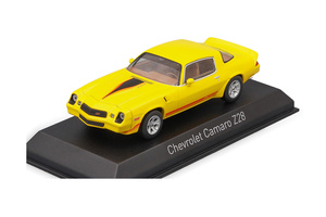 CHEVROLET CAMARO Z28 1980 И ПОЛОСКАМИ / ШЕВРОЛЕ КАМАРО Z28 ЖЕЛТЫЙ