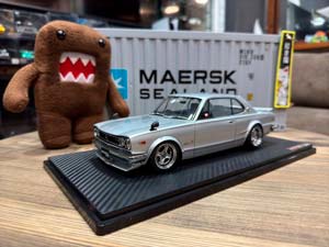 NISSAN SKYLINE 2000 GT-R (KPGC10) SILVER / НИССАН СКАЙЛАЙН 2000 GT-R KPGC10 СЕРЕБРИСТЫЙ