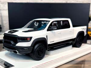 DODGE RAM 1500 TRX WHITE / ДОДЖ RAM 1500 TRX БЕЛЫЙ