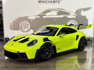 PORSCHE 911 (992) GT3RS 2023 ACID GREEN/BLACK WHEELS / ПОРШЕ 911 992 GT3 RS КИСЛОТНО-ЗЕЛЕНЫЙ/ЧЕРНЫЕ КОЛЕСА