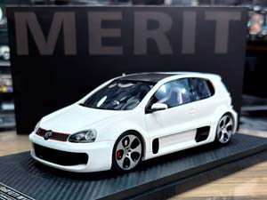 VOLKSWAGEN GOLF GTI W12 650 WHITE / ФОЛЬКСВАГЕН ГОЛЬФ GTI W12 650 БЕЛЫЙ (ЛИМИТ 30/299)
