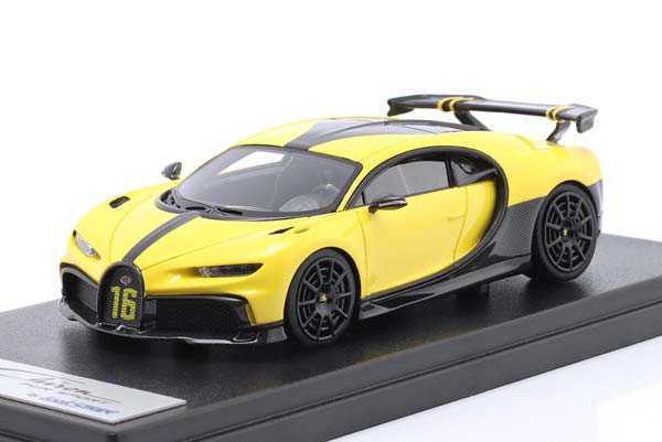 BUGATTI CHIRON PUR SPORT YEAR 2020 MOLSHEIM YELLOW / БУГАТТИ ЧИРОН ПУР СПОРТ МОЛШЕЙМ ЖЕЛТЫЙ