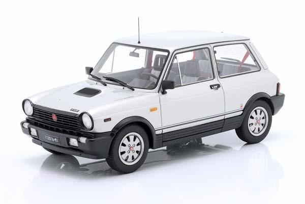 AUTOBIANCHI A112 ABARTH VII-SERIES 1984 SILVER MAXIMA / АУТОБИАНЧИ A112 АБАРТ ВИИ-СЕРИЕС СЕРЕБРИСТЫЙ МАКСИМА