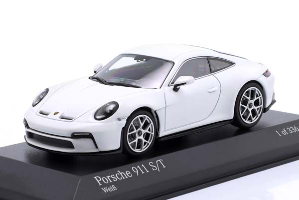 PORSCHE 911 (992) S/T YEAR 2023 WHITE / ПОРШЕ 911 992 БЕЛЫЙ