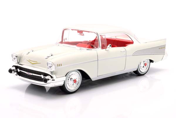 CHEVROLET BEL AIR COUPE YEAR 1957 WHITE / ШЕВРОЛЕ БЕЛ АЙР КУПЕ БЕЛЫЙ