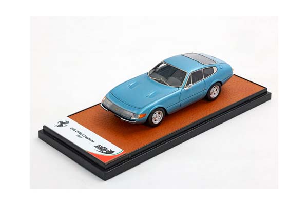 FERRARI 365 GTB/4 DAYTONA METALLIC LIGHT BLUE / ФЕРРАРИ 365 ГТБ 4 ДАЙТОНА МЕТАЛЛИК ЛИГХТ 1:43 ГОЛУБОЙ