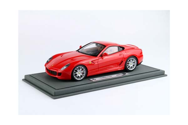 FERRARI 599 GTB FIORANO 2006 MANUAL GEAR - MADE IN ITALY ROSSO CORSA CUOIO COLOR INTERIOR / ФЕРРАРИ 599 ГТБ 2006 МЕХАНИКА 1:18 КРАСНЫЙ