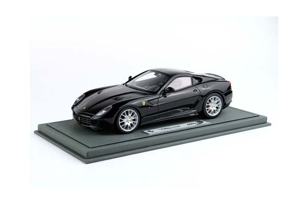 FERRARI 599 GTB FIORANO 2006 MANUAL GEAR - MADE IN ITALY DS BLACK / ФЕРРАРИ 599 ГТБ 2006 МЕХАНИКА 1:18 ЧЕРНЫЙ