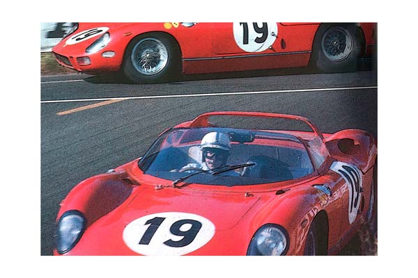 FERRARI 330 P-64 N° 19 - 3RD PLACE 24 H LE MANS 1964 - DRIVERS BANDINI - SURTEES / ФЕРРАРИ 330 П-64 №° 19 1964 1:18