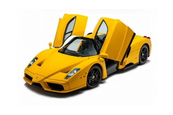 FERRARI ENZO OPEN DIECAST GIALLO MODENA - BLACK AND YELLOW WHEELS - LUXURY PACK / ФЕРРАРИ ЭНЦО ОПЕН 1:18 ЖЕЛТЫЙ