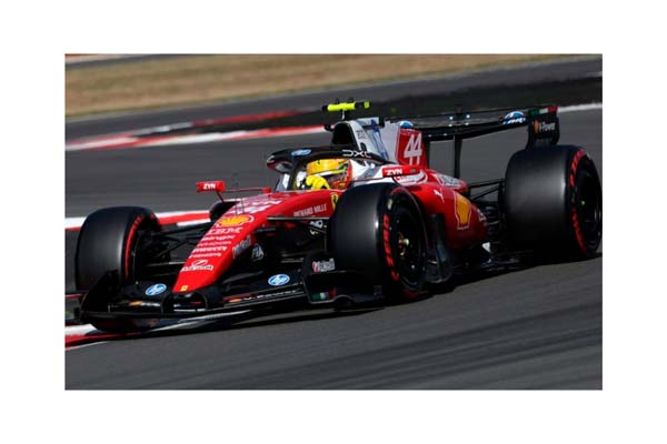 FERRARI SF26 F1 BRITISH GRAND PRIX - 3RD PLACE HAMILTON METAL DIECAST / ФЕРРАРИ СФ26 Ф1 БРИТАНСКИЙ ГРАН-ПРИ 1:43