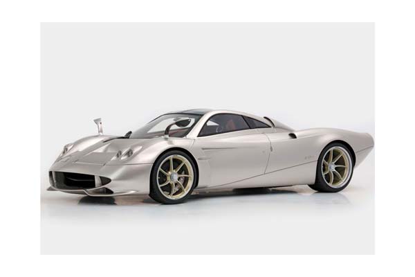 PAGANI HUAYRA CODALUNGA PORSCHE GOLD BRONZE METALLIC / ПАГАНИ ХУАЙРА КОДАЛУНГА ПОРШЕ МЕТАЛЛИК 1:43 БРОНЗОВЫЙ