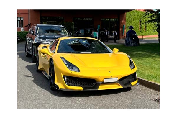 FERRARI 488 PISTA SPIDER GIALLO MODENA / ФЕРРАРИ 488 ПИСТА СПАЙДЕР 1:18 ЖЕЛТЫЙ