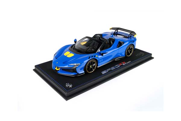FERRARI SF90 XX SPIDER DINO LIGHT BLUE AND YELLOW / ФЕРРАРИ СФ90 КСКС СПАЙДЕР ЛИГХТ 1:18 ЖЕЛТЫЙ