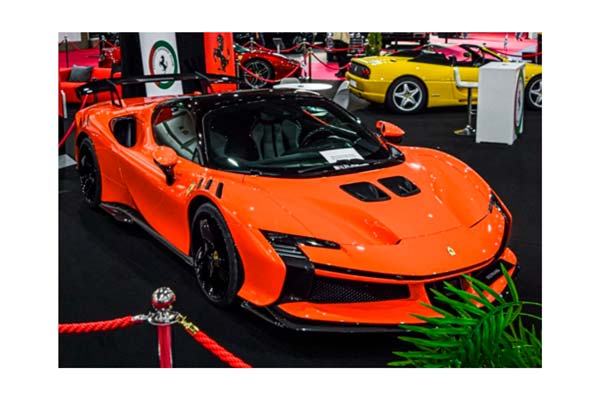 FERRARI SF90 XX SPIDER ROSSO DINO / ФЕРРАРИ СФ90 КСКС СПАЙДЕР 1:18 КРАСНЫЙ