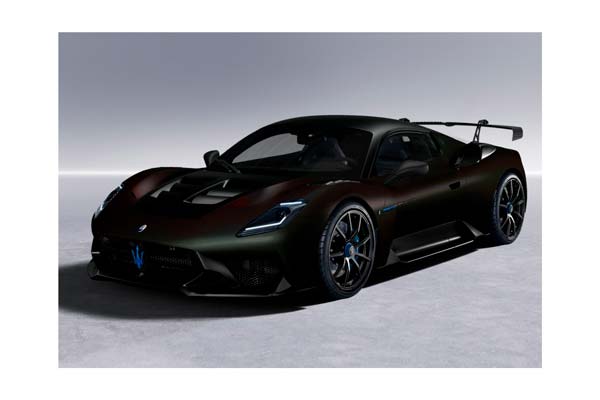 MASERATI GT2 STRADALE MATT BLACK / МАЗЕРАТИ ГТ2 СТРАДАЛЕ МАТТ 1:18 ЧЕРНЫЙ