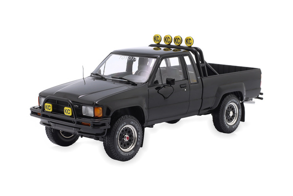 TOYOTA TRUCK EXTRA CAB 4X4 (HILLUX) BACK TO THE FUTURE III 1985 BLACK KK SCALE / ТОЙОТА ГРУЗОВИК ЕКСТРА КАБ 4X4 ХИЛЛУКС БАК ФУТУРЕ 3 ЧЕРНЫЙ КК