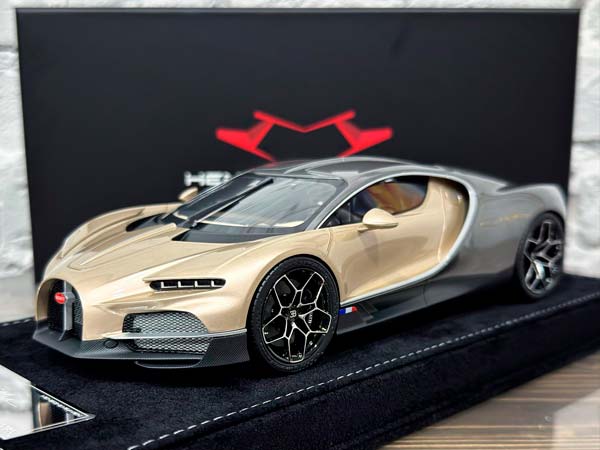 BUGATTI TOURBILLION CHAMPAGNE/DARK GREY / БУГАТТИ TOURBILLION ШАМПАНЬ/СЕРЫЙ