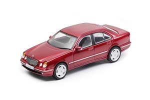 MERCEDES W210 E-CLASS E55 AMG RED / МЕРСЕДЕС Е-КЛАСС КРАСНЫЙ (ДЛИНА 7-10 СМ)
