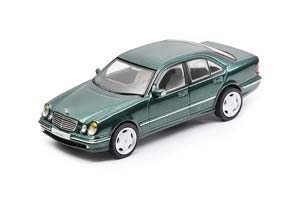 MERCEDES W210 E-CLASS E55 AMG GREEN / МЕРСЕДЕС Е-КЛАСС ЗЕЛЕНЫЙ (ДЛИНА 7-10 СМ)