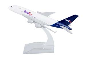 AIRBUS A380 FEDEX CARGO / ЭЙРБАС А380 ФЕДЕКС (ДЛИНА 16 СМ)