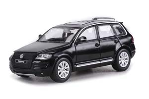 VW VOLKSWAGEN TUAREG TDI BLACK / ФОЛЬКСВАГЕН ТУАРЕГ ЧЕРНЫЙ (ДЛИНА 7-10 СМ)
