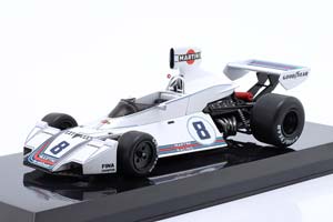 BRABHAM F1 BT44B TEAM MARTINI RACING #8 SEASON 1975 CARLOS PACE WITH SHOWCASE WHITE