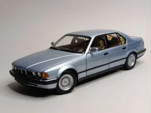BMW 730I 1986 (E32) MINICHAMPS 1:18